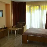 апарт център Center