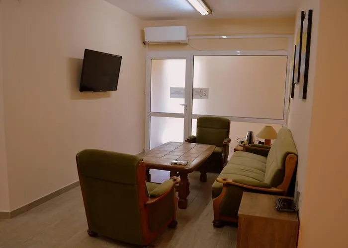 апарт център Center *